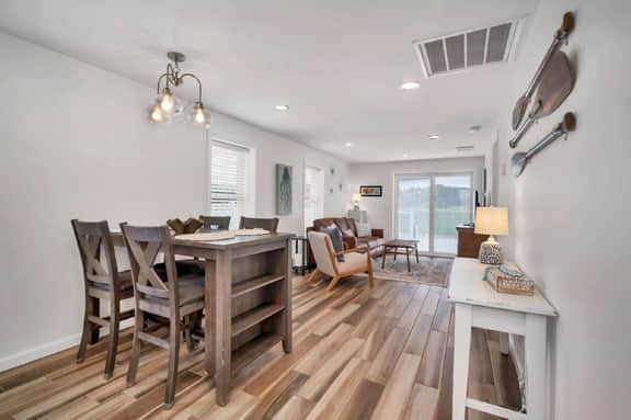 Bliss by the Sea - Cozy Beachside Escape