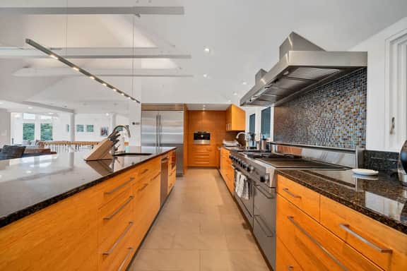Riverview Grandeur Tranquility &  Luxury  Essex CT