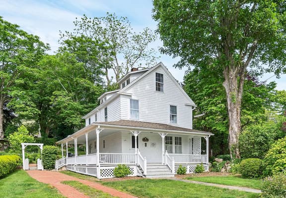 Historic 3BR w/ Large Patio/Yard | Downtown Mystic